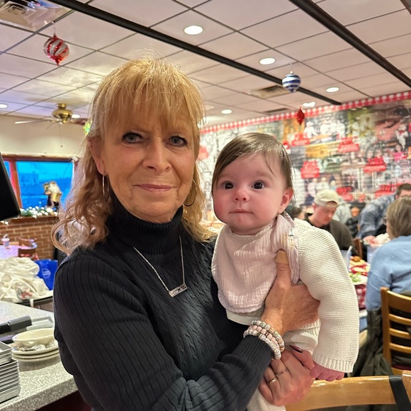 Meet your Posher, Patti - Picture 7 of 8